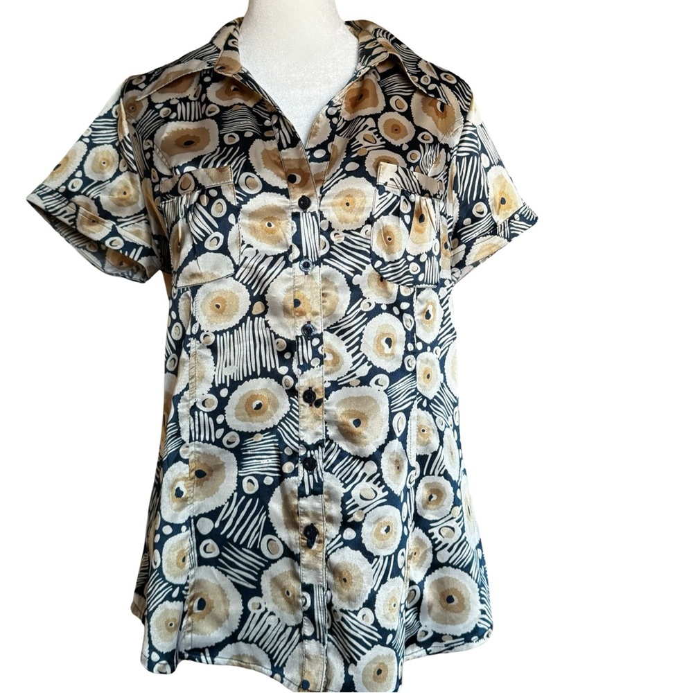 BCBG Designer Blouse Sz Med - Picture 3 of 13
